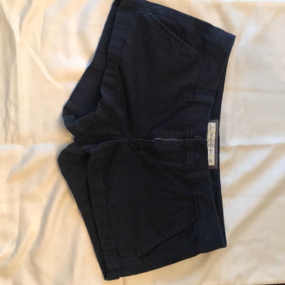 Abercrombie & Fitch - navy shorts. W25 size 0 - Picture 1 of 4